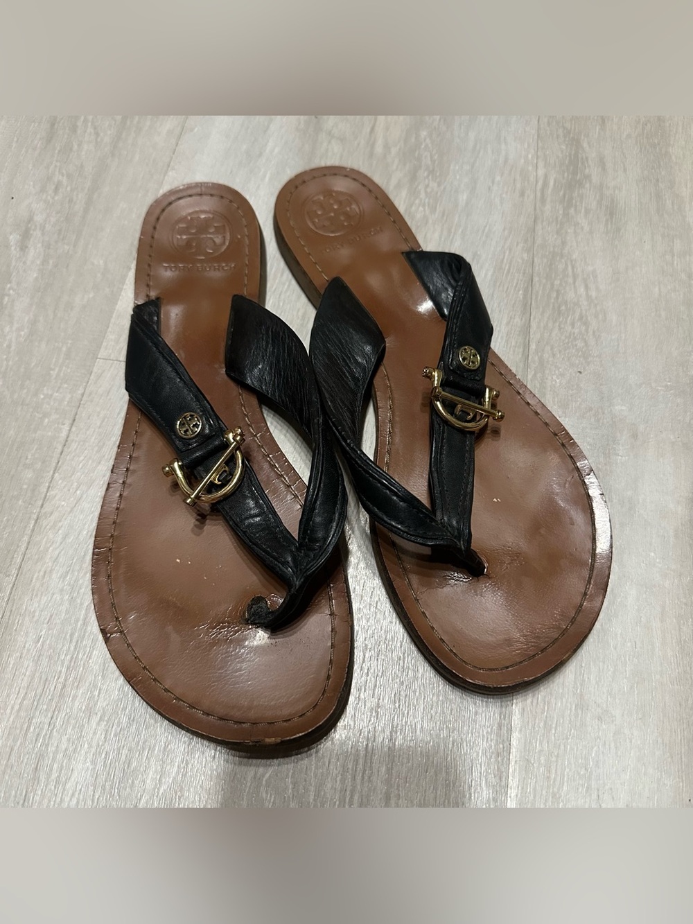Tory Burch Nora Flat Black Leather Thong Sandals Sz 7.5